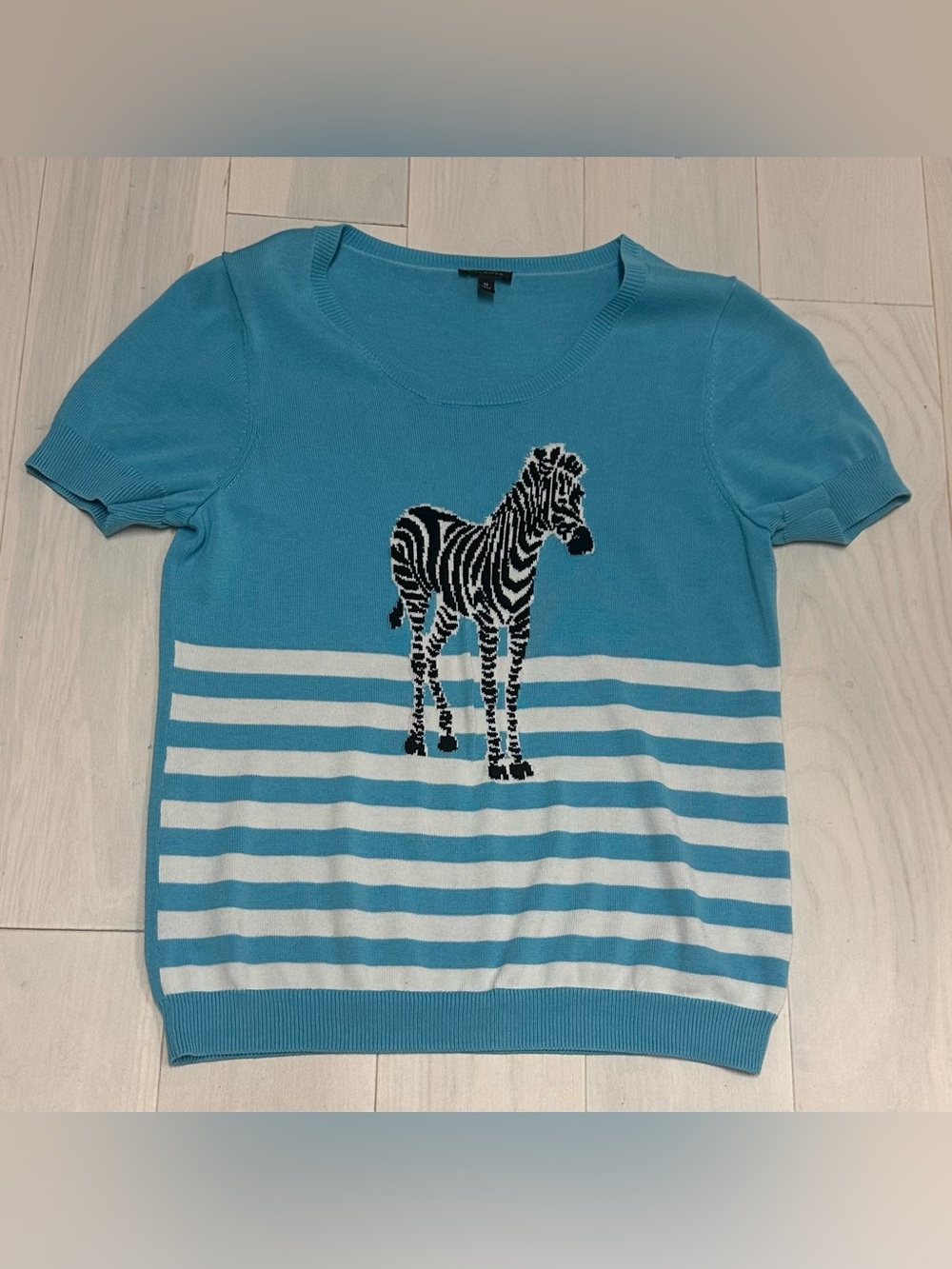 Talbots Teal Blue Short Sleeve Sweater with Zebra Motif